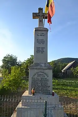 Monumentul eroilor din Tiocu de Sus