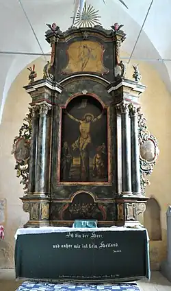 Altarul bisericii evanghelice