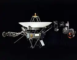Voyager 2Prima survolare a lui UranusSurvolare lângă Neptun