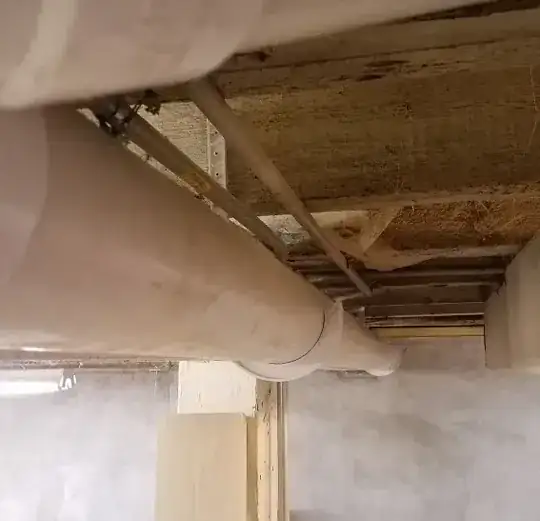 Conduit blocking the gate