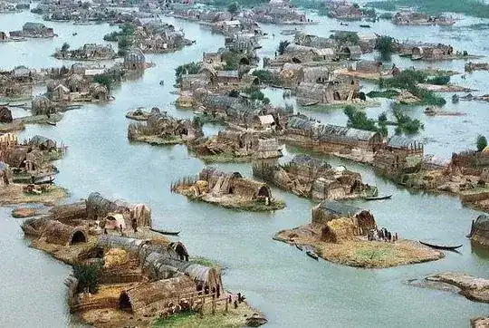 "Village of the Marsh Arabs" by www.abualsoof.com - http://www.abualsoof.com/en/inp/view_Wp.asp?ID=65. Licensed under Public Domain via Commons - https://commons.wikimedia.org/wiki/File:Village_of_the_Marsh_Arabs.jpeg#/media/File:Village_of_the_Marsh_Arabs.jpeg
