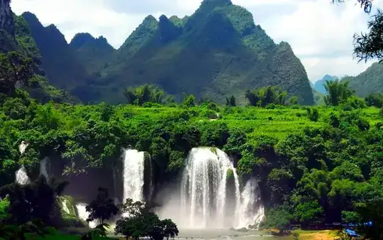 Tropical environ with caves