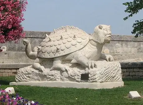 A Tarasque statue