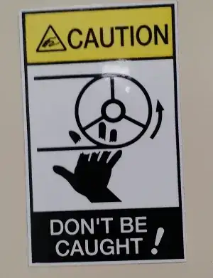 machine safety label catch/pinch